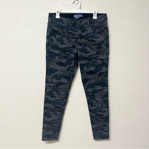 Democracy Womens Ab Solution Cargo Pants Camo Stretch Size 10 Zip Pockets - Picture 1 of 6